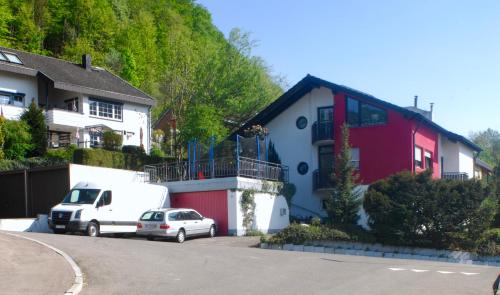 A szálláshely kívülről, Apartments "Lichtenstein Valley" in Lichtenstein (Tubingen) A szálláshely kívülről, Apartments "Lichtenstein Valley" in Lichtenstein (Tubingen)