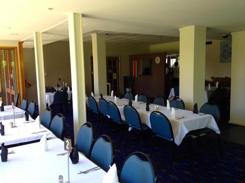 Restaurant, Town And Country Motor Inn Forbes in Forbes Restaurant, Town And Country Motor Inn Forbes in Forbes