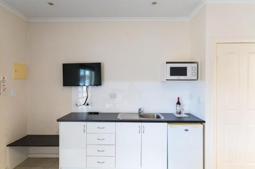 廚房, 西佳米爾公園汽車旅館 (Best Western Mill Park Motel) in 班杜拉 廚房, 西佳米爾公園汽車旅館 (Best Western Mill Park Motel) in 班杜拉