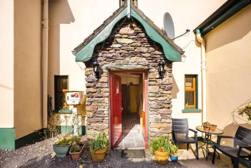 Buitenkant, Mount Brandon Hostel in Dingle Buitenkant, Mount Brandon Hostel in Dingle