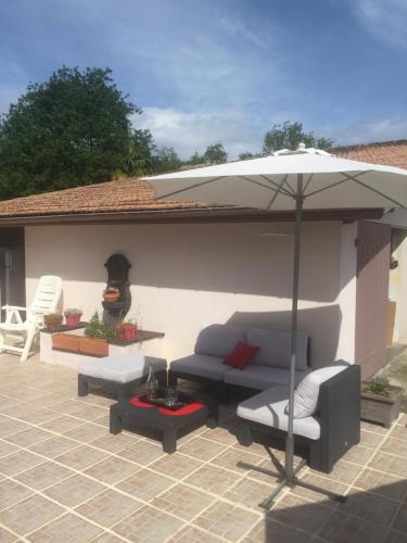 Patogumai, L'Intemporelle in Airport Patogumai, L'Intemporelle in Airport