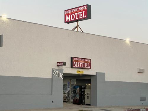 Golden West Manor Motel Hostal