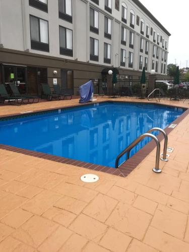 Басейн, Wingate by Wyndham Little Rock in Літл-Рок (Арканзас) Басейн, Wingate by Wyndham Little Rock in Літл-Рок (Арканзас)