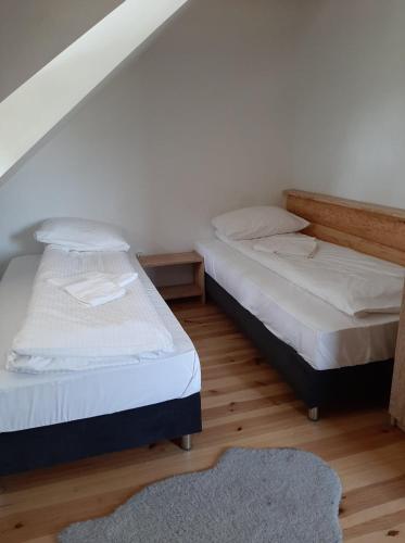 NOCLEGI DREWNIANA CHAŁUPA (NOCLEGI DREWNIANA CHALUPA) in Kobyla Gora NOCLEGI DREWNIANA CHAŁUPA (NOCLEGI DREWNIANA CHALUPA) in Kobyla Gora