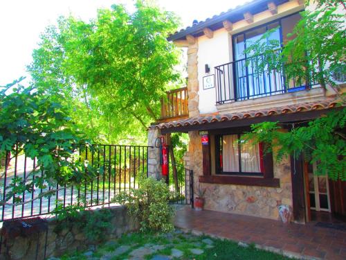 Apartamentos Casas Rurales "Paraje San Blas" TR-BA-00166 in Alburquerque Apartamentos Casas Rurales "Paraje San Blas" TR-BA-00166 in Alburquerque