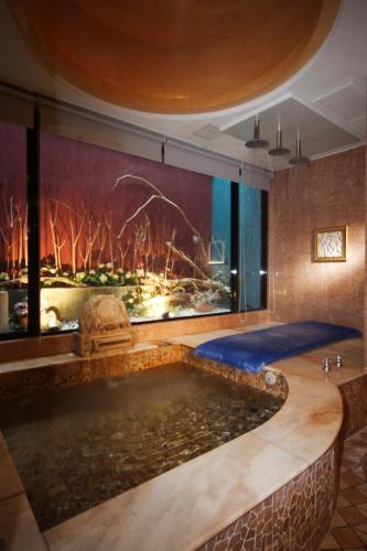 Bathroom, Seasons Motel in Gushan District Bathroom, Seasons Motel in Gushan District