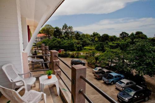 Hotel Raya Guest House