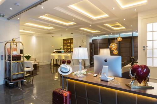 ردهة, Boutique Hotel Vissi d'Arte in Slovenska Beach ردهة, Boutique Hotel Vissi d'Arte in Slovenska Beach