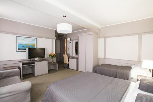 ฝักบัว, โรงแรมกาลิยา (Hotel Galija) in พูลา ฝักบัว, โรงแรมกาลิยา (Hotel Galija) in พูลา