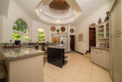 Cocina, Los Suenos Resort Harmon House by Stay in CR in Herradura Cocina, Los Suenos Resort Harmon House by Stay in CR in Herradura