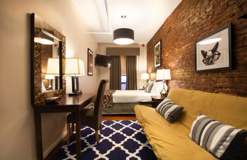 Hotel 309 in Chelsea Hotel 309 in Chelsea