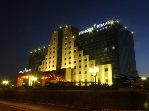 Lối vào, Chinggis Khaan Hotel in Ulaanbaatar Lối vào, Chinggis Khaan Hotel in Ulaanbaatar