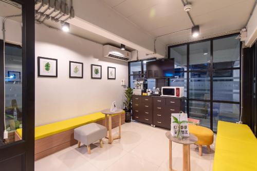 Facilities, Plaai Play Hotel near Laemcharoen Seafood Facilities, Plaai Play Hotel near Laemcharoen Seafood