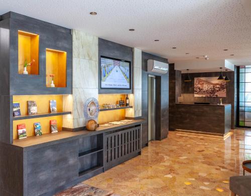 Vestíbulo, Hotel Unione in Bellinzona Vestíbulo, Hotel Unione in Bellinzona