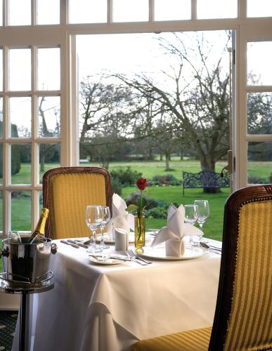 Restaurant, Grovefield House Hotel in Slough Restaurant, Grovefield House Hotel in Slough