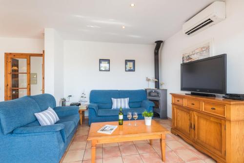 This photo about Samuel y Benjamin shared on HyHotel.com