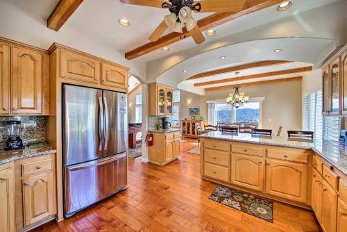 Mountain Gem with Game Room, 5 Mi to Lake Arrowhead! in San Dimas (CA) Mountain Gem with Game Room, 5 Mi to Lake Arrowhead! in San Dimas (CA)