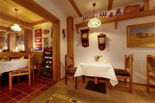 Ресторан, Hotel Horizont GmbH in Нойбранденбург Ресторан, Hotel Horizont GmbH in Нойбранденбург