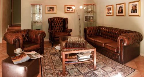 Shared lounge/TV area, Albergo Orologio in Brescia Shared lounge/TV area, Albergo Orologio in Brescia