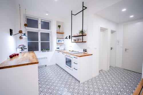 บริการและสิ่งอำนวยความสะดวก, Orange Glow Boutique Apartments #47 by Goodnite cz - City in ปิซาร์กี บริการและสิ่งอำนวยความสะดวก, Orange Glow Boutique Apartments #47 by Goodnite cz - City in ปิซาร์กี