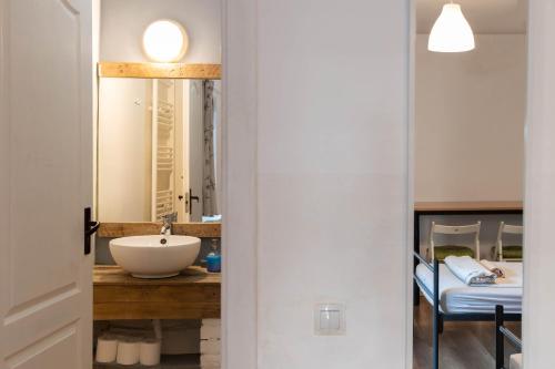 Badkamer, Zen Hostel in Cluj- Napoca Badkamer, Zen Hostel in Cluj- Napoca