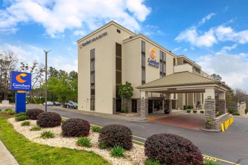 Létesítmények, Comfort Inn & Suites Durham near Duke University in Durham városközpont Létesítmények, Comfort Inn & Suites Durham near Duke University in Durham városközpont