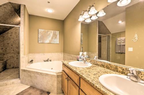 Spacious Condo with 2 Private Balconies and Gulf Views in Carrabelle Spacious Condo with 2 Private Balconies and Gulf Views in Carrabelle