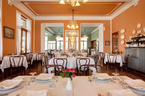 Restaurant, Hotel Beau Rivage in Baveno Restaurant, Hotel Beau Rivage in Baveno