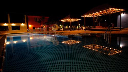 Swimming pool, 八村 Resort in Liuqiu Swimming pool, 八村 Resort in Liuqiu