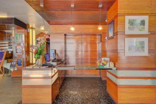 כניסה, The Promenade Pondicherry in פונדיצ'רי כניסה, The Promenade Pondicherry in פונדיצ'רי