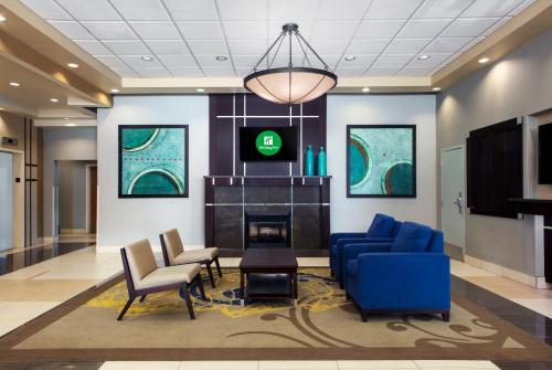 Lobby, Holiday Inn Binghamton-Downtown Hawley Street By IHG in Binghamton (NY) Lobby, Holiday Inn Binghamton-Downtown Hawley Street By IHG in Binghamton (NY)