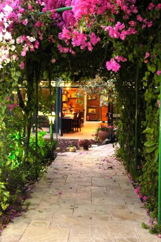 Arbel Guest House Shavit Family