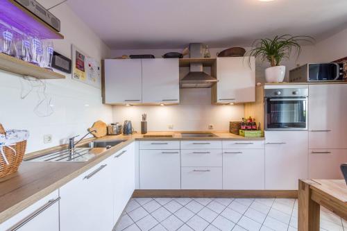 مطبخ, Ferienwohnung Parzinger 2 in Chieming مطبخ, Ferienwohnung Parzinger 2 in Chieming