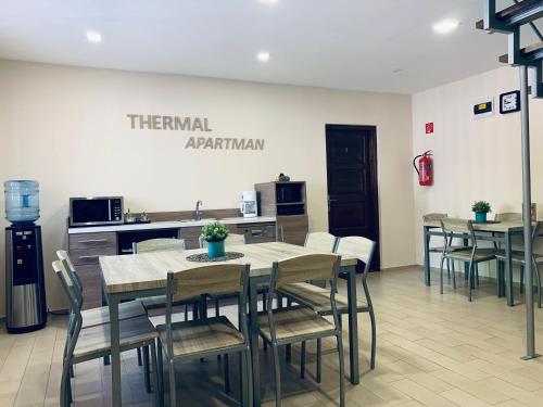 jaettu olohuone/TV alue, Thermal Apartman in Mako jaettu olohuone/TV alue, Thermal Apartman in Mako