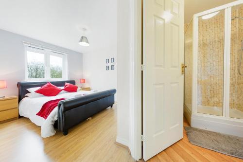 غرفة الضيوف, 2 Bed 2 Bathroom Apartment FREE PARKING in فيلتون غرفة الضيوف, 2 Bed 2 Bathroom Apartment FREE PARKING in فيلتون