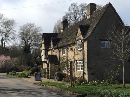 Restaurace, Lovell Cottage in Minster Lovell Restaurace, Lovell Cottage in Minster Lovell