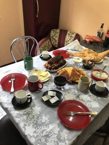 Ruoka ja Juomat, DEA in Zugdidi Ruoka ja Juomat, DEA in Zugdidi
