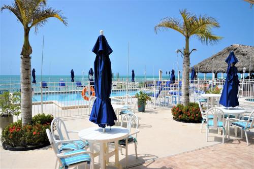 Beach, Glunz Ocean Beach Hotel and Resort in Marathon (FL) Beach, Glunz Ocean Beach Hotel and Resort in Marathon (FL)