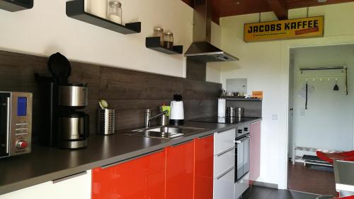 keuken, Ferienhaus Glücksmoment (Ferienhaus Glucksmoment) in Grasellenbach keuken, Ferienhaus Glücksmoment (Ferienhaus Glucksmoment) in Grasellenbach