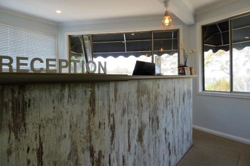 Vestíbulo, Sky Rider Motor Inn in Blue Mountains Vestíbulo, Sky Rider Motor Inn in Blue Mountains