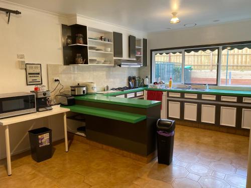 Kitchen, ADA Homestay in Doncaster Kitchen, ADA Homestay in Doncaster