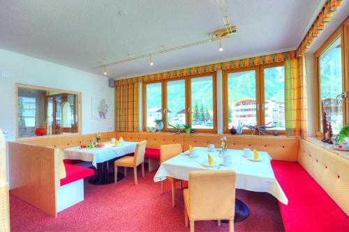 This photo about Apart Garni Sonne shared on HyHotel.com