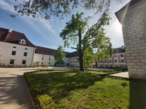 Közeli látványosságok, Apartmany Pod Kouli in Domanin Közeli látványosságok, Apartmany Pod Kouli in Domanin