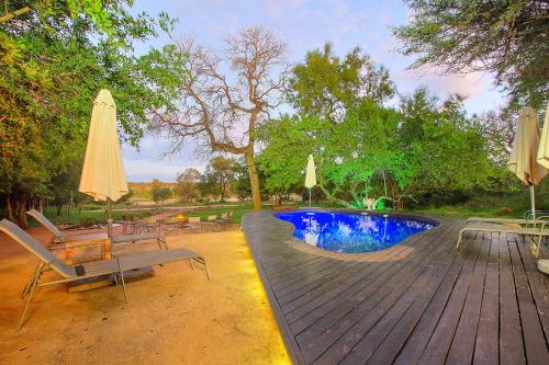 Balkon/terasa, Mvuradona Safari Lodge in narodni park Kruger Balkon/terasa, Mvuradona Safari Lodge in narodni park Kruger