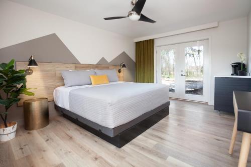 4411 Inn & Suites in 本頓哈柏 (MI) 4411 Inn & Suites in 本頓哈柏 (MI)