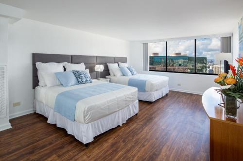 ไวกีกิ โมนาร์ค โฮเต็ล (Waikiki Monarch Hotel) in โฮโนลูลู (ฮาวาย) ไวกีกิ โมนาร์ค โฮเต็ล (Waikiki Monarch Hotel) in โฮโนลูลู (ฮาวาย)