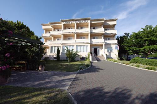 المنظر الخارجي, Hotel Epario in راب المنظر الخارجي, Hotel Epario in راب