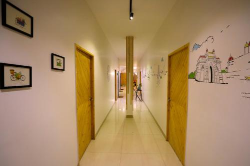 设施服务, 纳普庄园青年旅馆 (Nap Manor Hostels) in 孟买 设施服务, 纳普庄园青年旅馆 (Nap Manor Hostels) in 孟买
