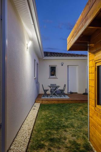 Studio Nathalie et Sebastien in La Brede Studio Nathalie et Sebastien in La Brede