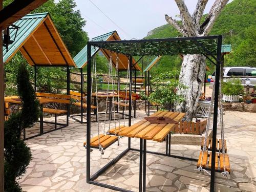 Fasilitas, Kamp Vrbnica in Pluzine Fasilitas, Kamp Vrbnica in Pluzine